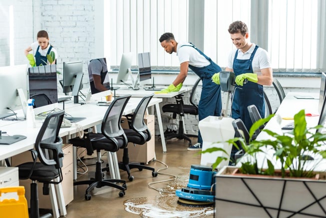 L'importance d'un environnement de travail propre pour augmenter la productivité
